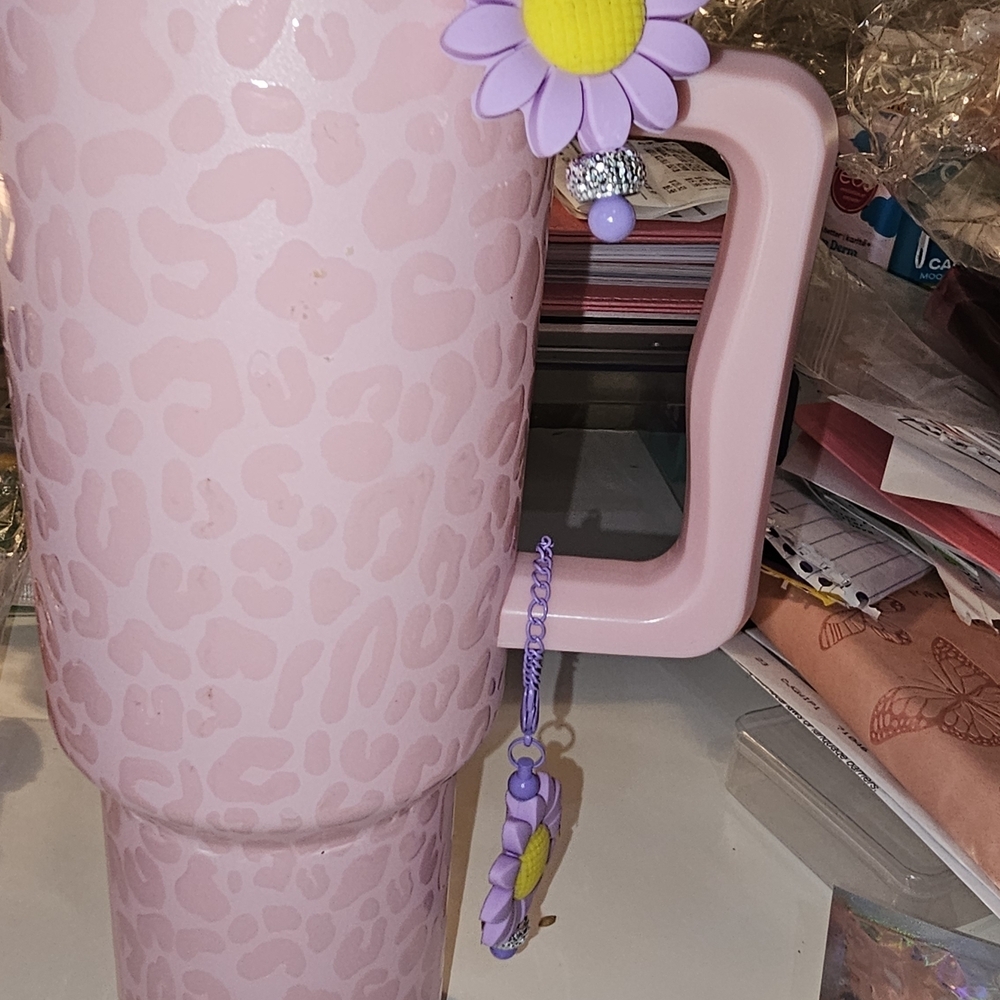 Lavender Daisy Charm For Tumbler Straw And Handle. Tumbler Not Included - Picture 5 of 5